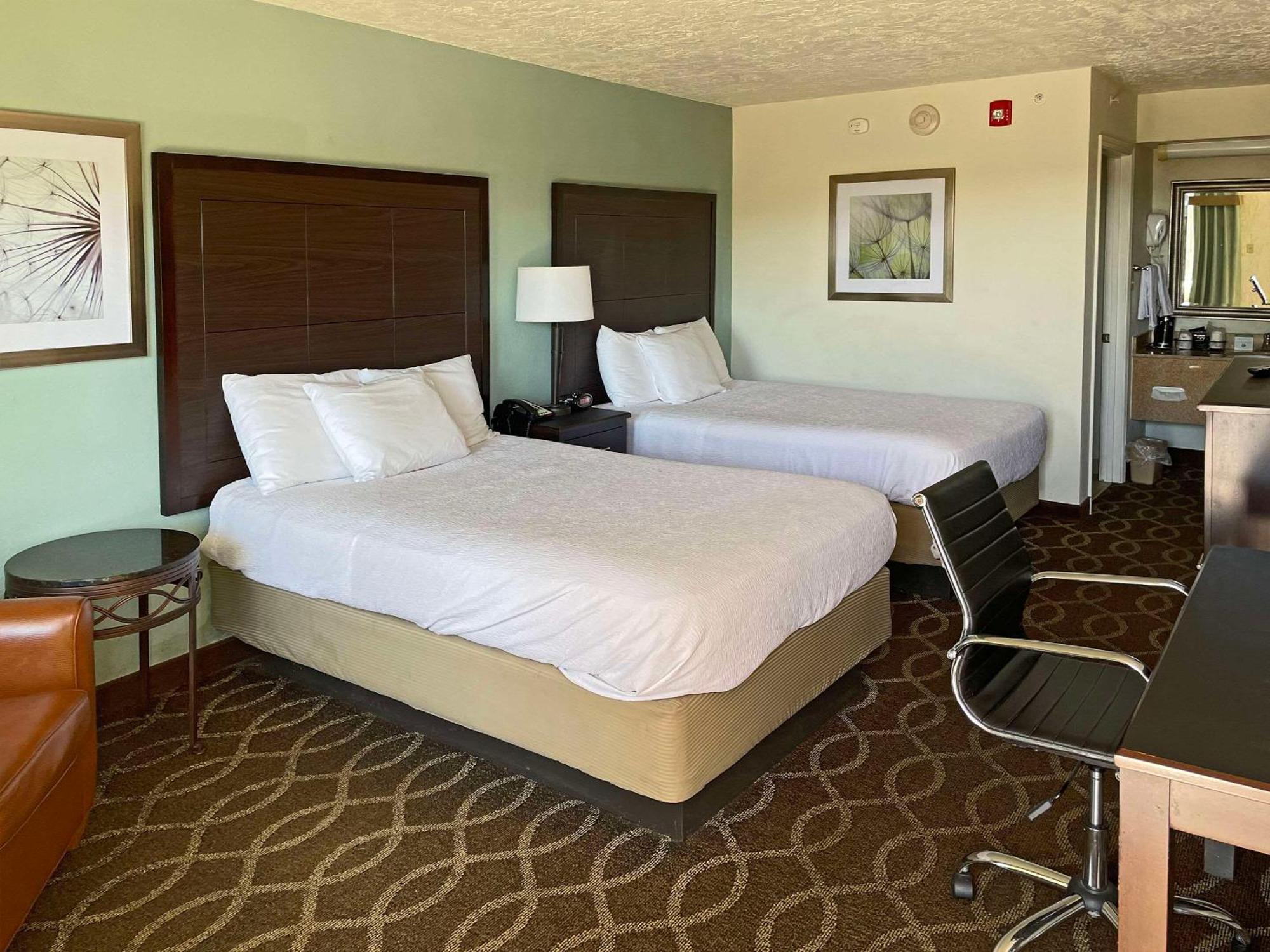 Quality Inn Clinton North Ngoại thất bức ảnh
