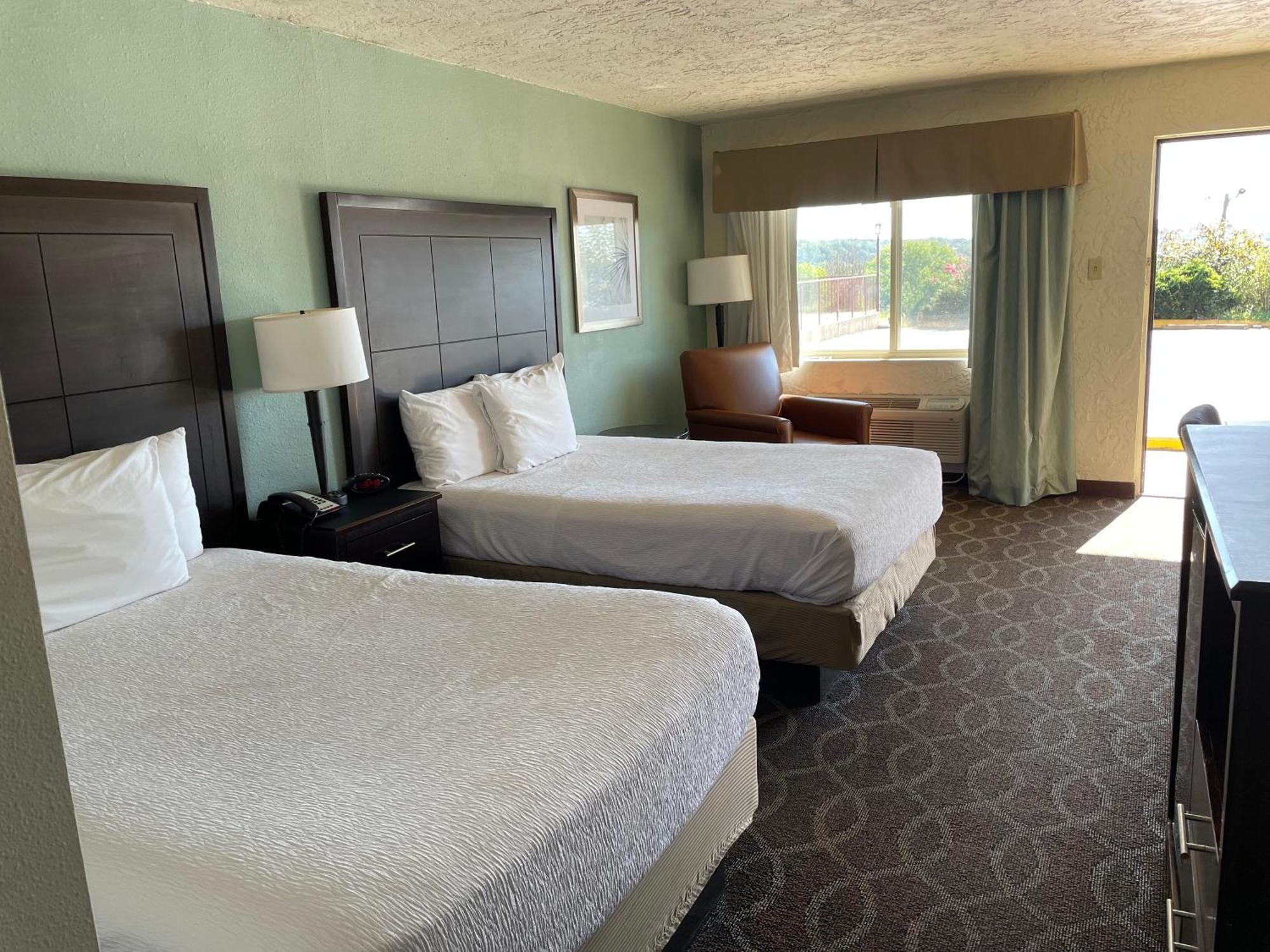 Quality Inn Clinton North Ngoại thất bức ảnh
